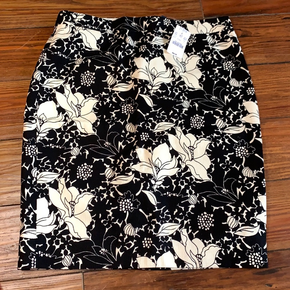 J. Crew black and ivory pencil skirt 4 New **